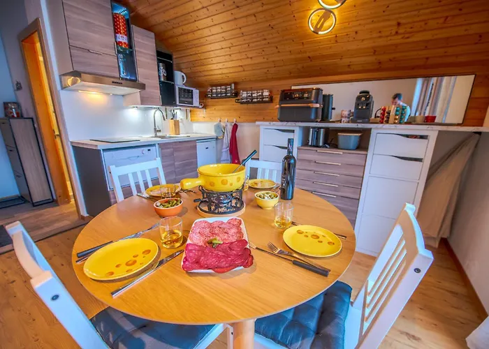 Famille Au Pied Des Pistes *