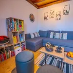 Famille Au Pied Des Pistes * La Lécherette