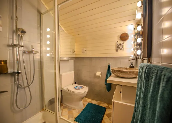 Famille Au Pied Des Pistes *